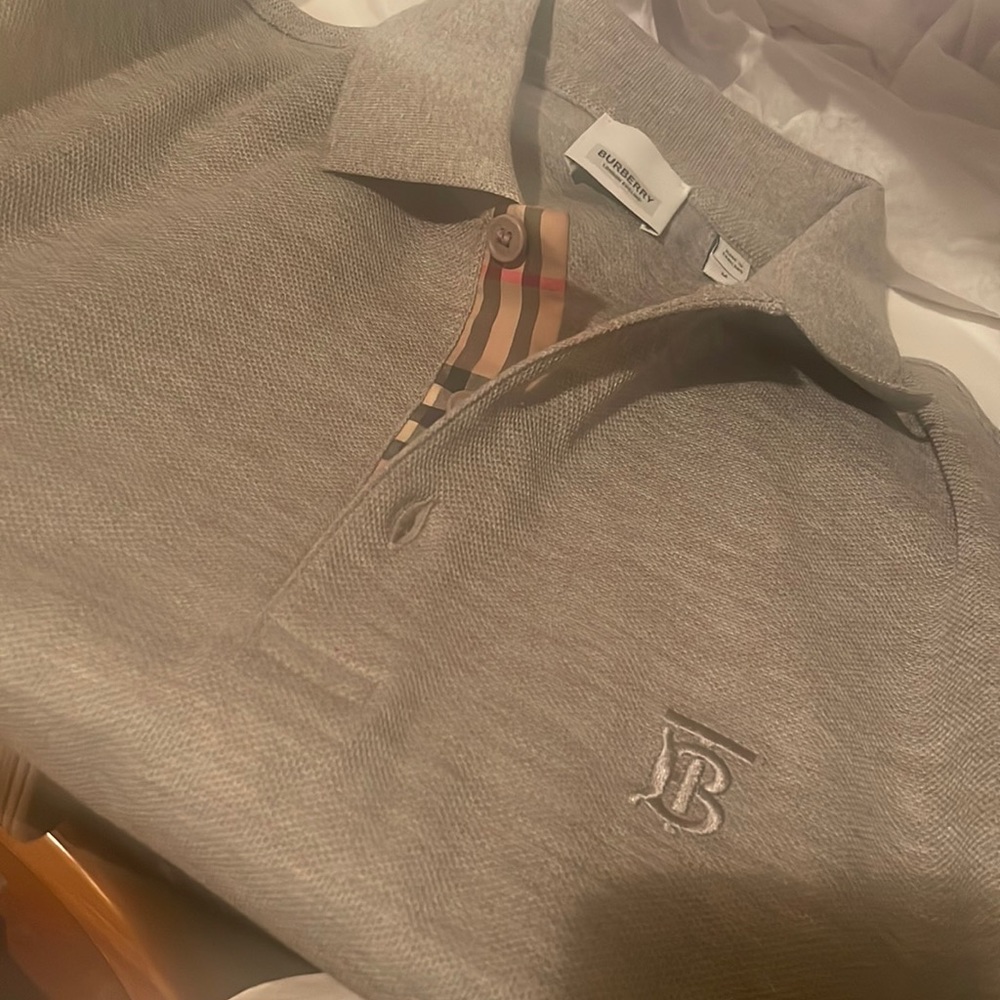 Burberry polo
